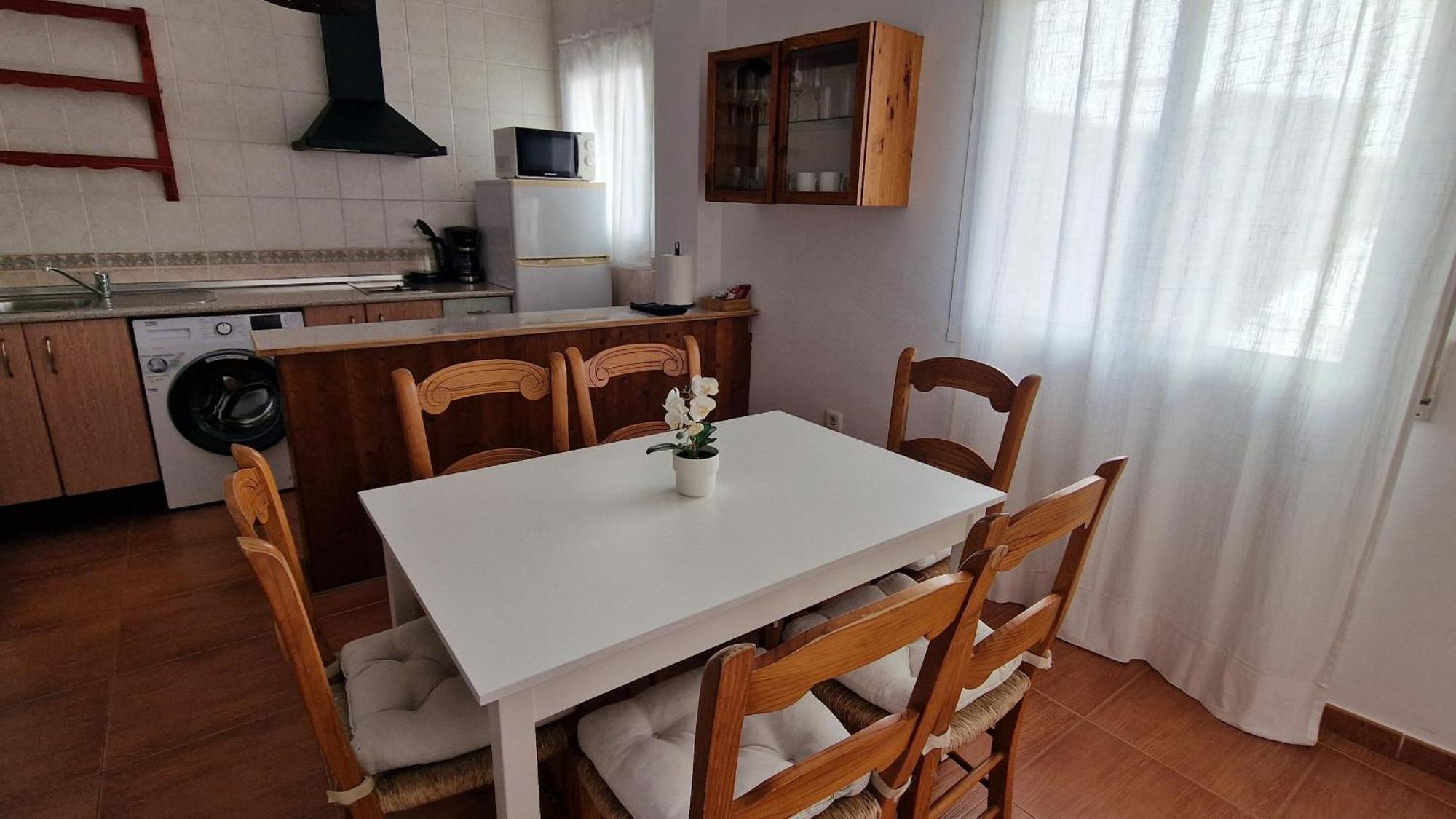 Apartamentos Latin เนร์คา ภายนอก รูปภาพ