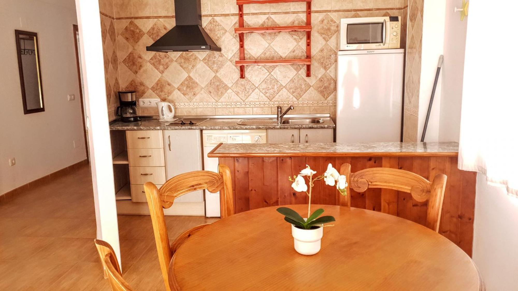 Apartamentos Latin เนร์คา ภายนอก รูปภาพ