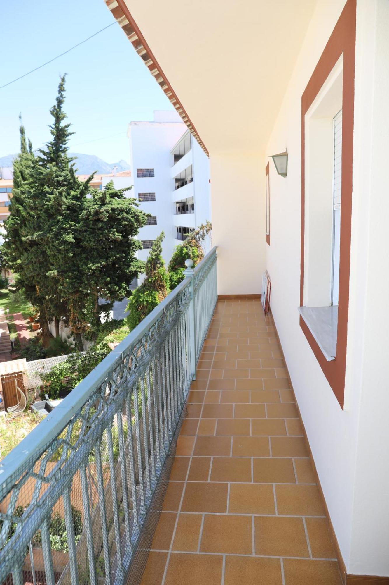 Apartamentos Latin เนร์คา ภายนอก รูปภาพ